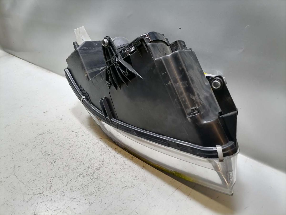 VW Passat 3BG Scheinwerfer vorn links Halogen Zubehör Bj.2003